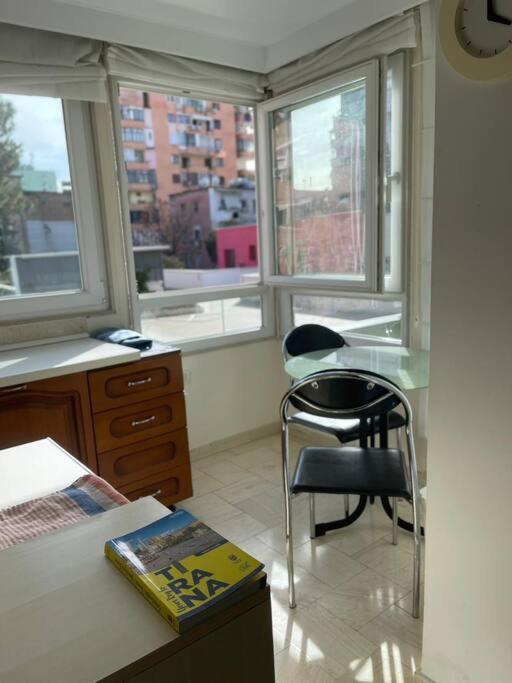 Appartement Chic Retreat - Stylish In Bllok,